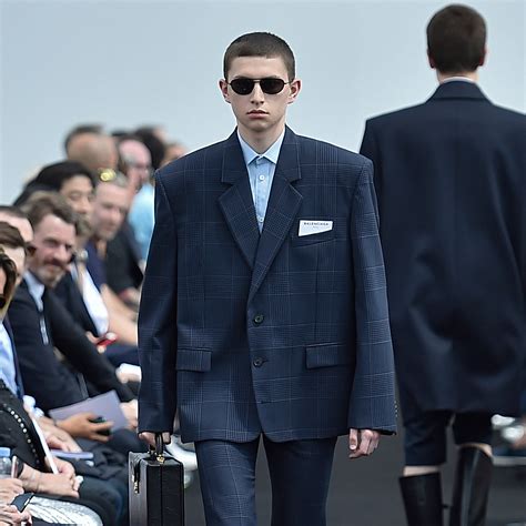 balenciaga oversized suit